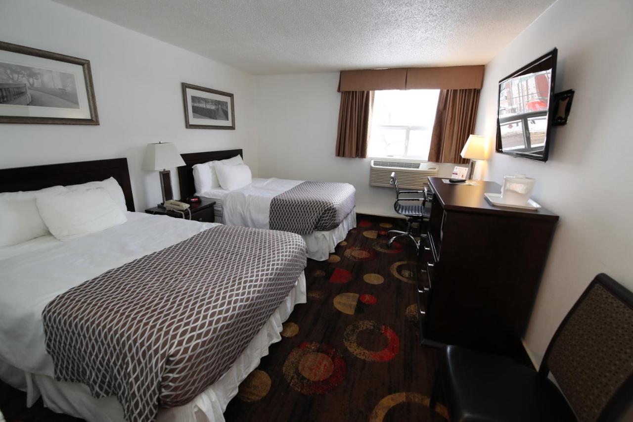 Stonebridge Hotel Fort Mcmurray Exterior foto