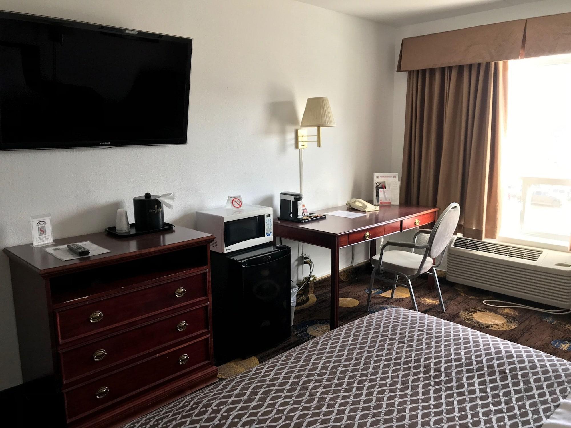 Stonebridge Hotel Fort Mcmurray Exterior foto