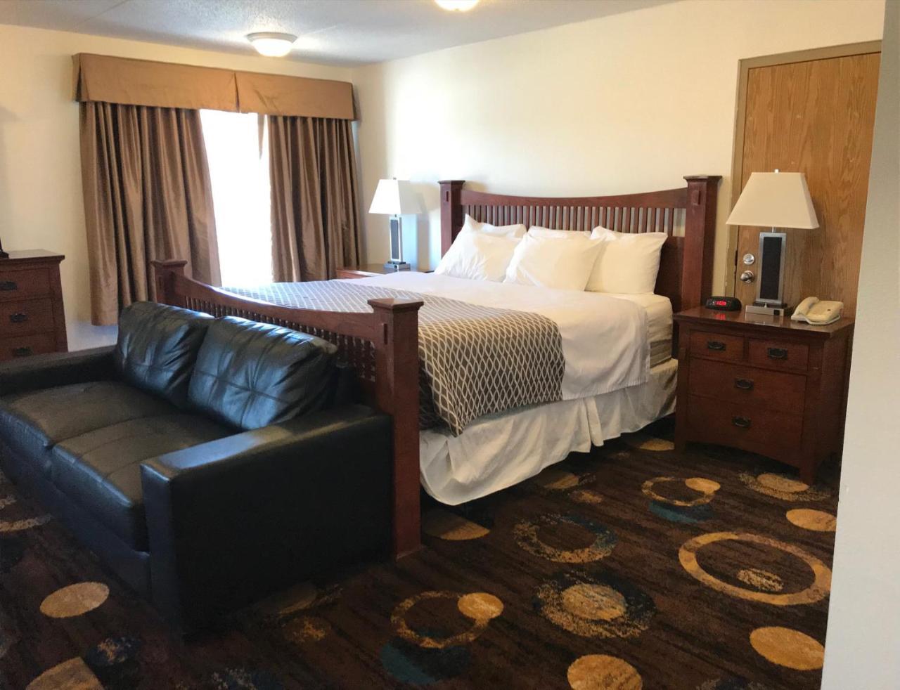 Stonebridge Hotel Fort Mcmurray Exterior foto