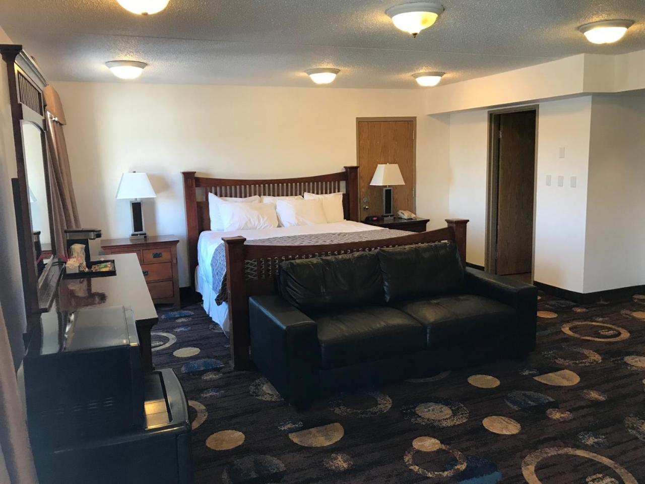 Stonebridge Hotel Fort Mcmurray Exterior foto